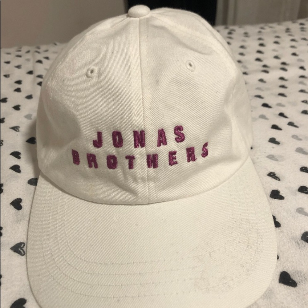 Jonas Brother 2019 happiness begins tour hat